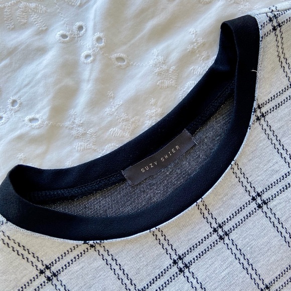 Suzy Shier Short Sleeve Top (Size S) - Picture 4 of 4